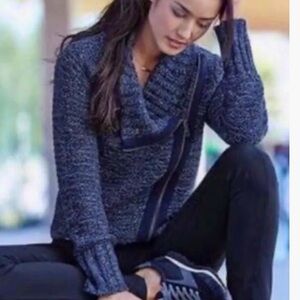 Athleta Chill Textured Merino Wool Zip Up Sweater Cardigan
